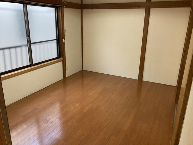 明るい室内です！