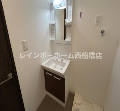 メゾンヤナギカゲの洗面所|反転タイプ