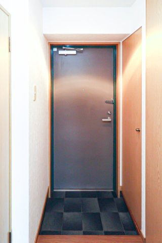 ダイナコート小倉下到津Ⅱ　11階の玄関|別号室のものです。現状優先です。