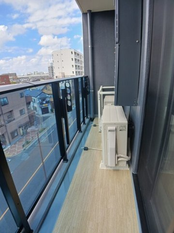 シエスタ　キーのバルコニー