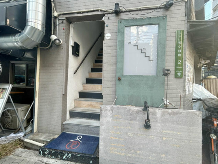 大阪市北区松ケ枝町の店舗一部の外観パース