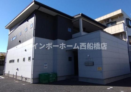 船橋市前原西１丁目のアパート
