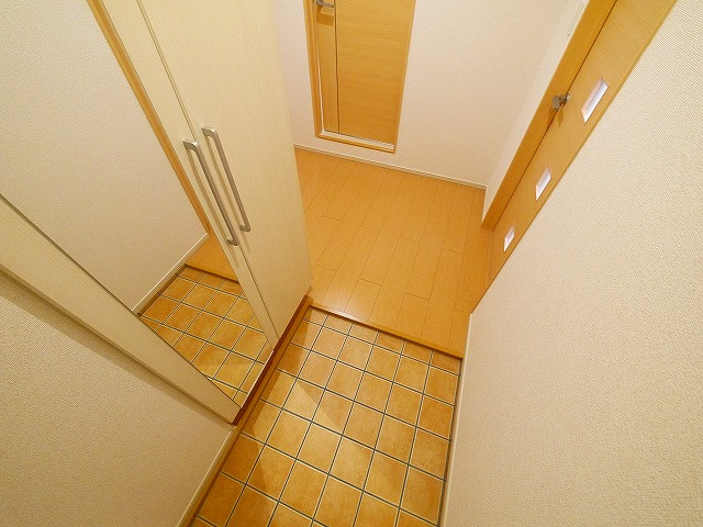 クイーンズパレス　さくらいの玄関|毎日通る玄関はこちらです