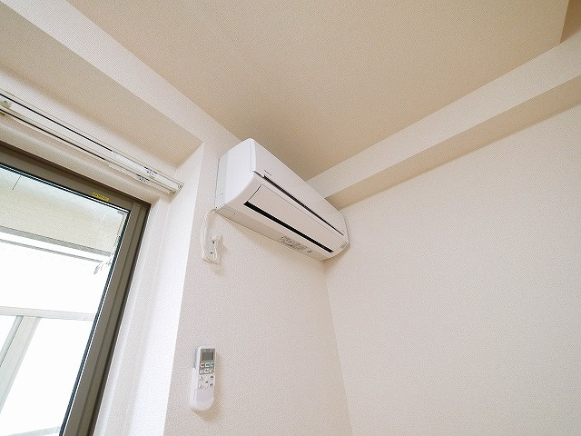 クイーンズパレス　さくらいの設備|エアコン設備