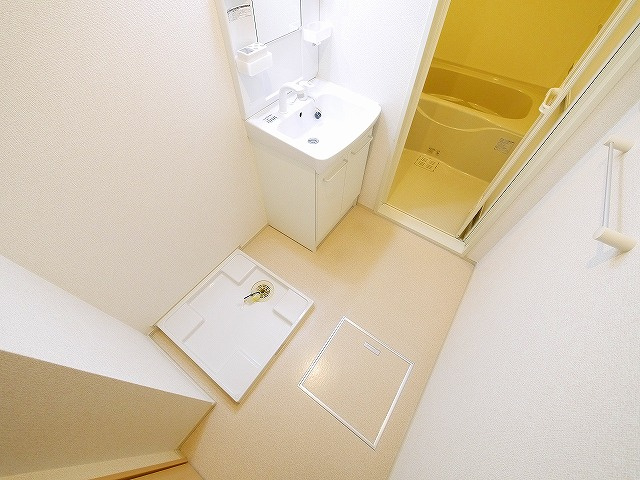 クイーンズパレス　さくらいの独立洗面台|独立洗面化粧台が付いています