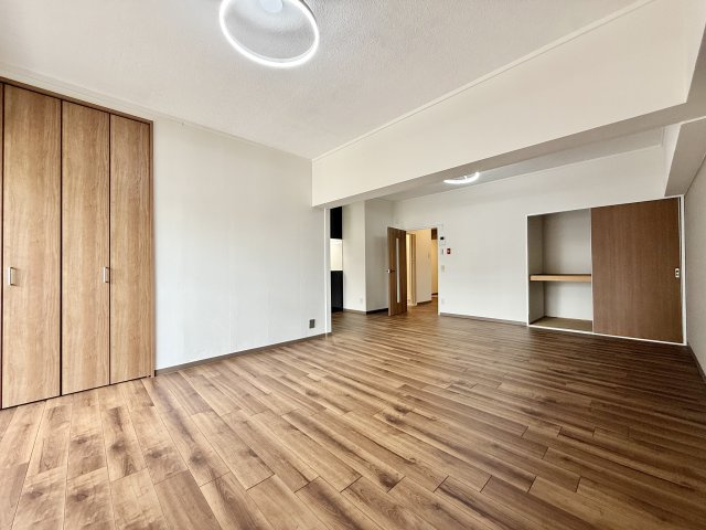 パールマンション金山の寝室