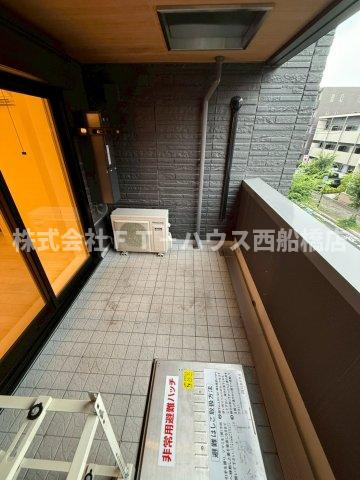ザ・アークコート市川妙典のバルコニー