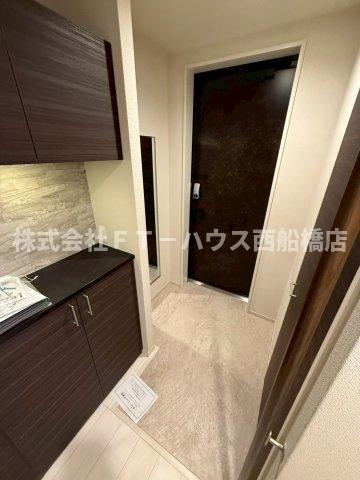 ザ・アークコート市川妙典の玄関