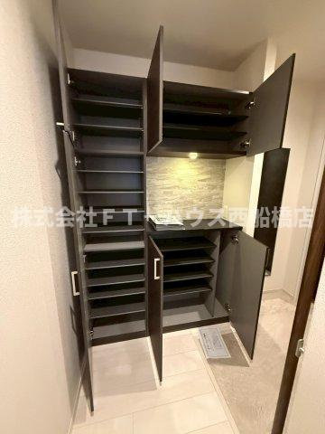 ザ・アークコート市川妙典の収納
