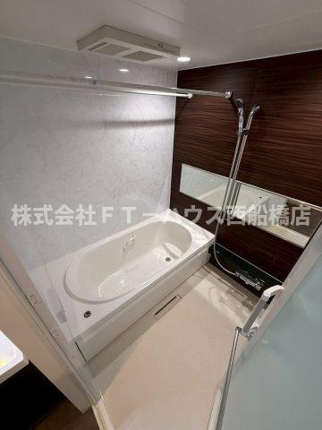 ザ・アークコート市川妙典の浴室