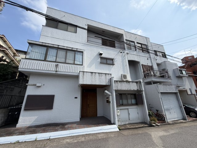 ガーデンレジデンス御棚C(テラスハウス)