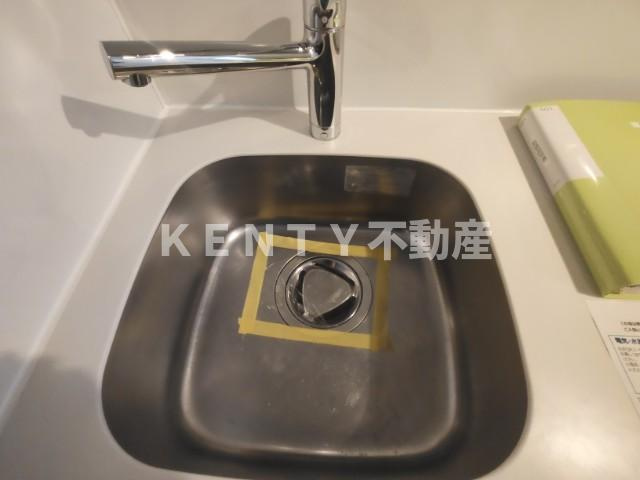 【キッチン】 | プラウドフラット大森Ⅲ | コンパクトなキッチンで掃除もラクラク