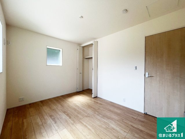 姫路市西庄　第3期　新築一戸建ての洋室|シンプルな洋室は、自分好みのインテリアが楽しめます♪ご家族とインテリアや家具を選びに行くのは新築購入時の醍醐味の一つです。ぜひお楽しみください♪