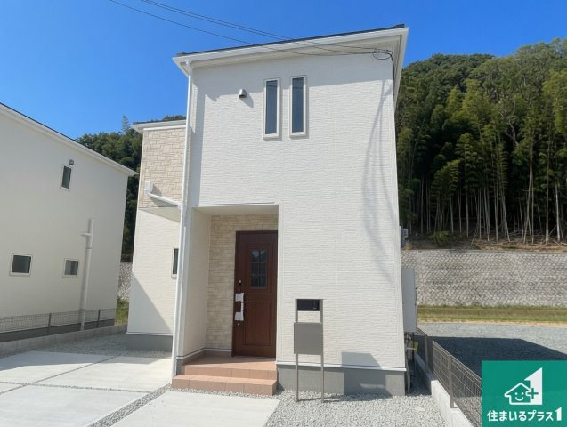 姫路市西庄　第3期　新築一戸建ての外観|安心の10年保証！外観を美しく保ち、雨水で汚れを落とします！気になることがありましたら、お気軽にお問い合わせください！