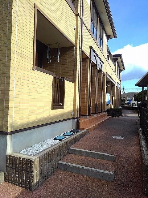 カサベルデ　　刈谷市近郊の賃貸はクラスホーム刈谷店のエントランス