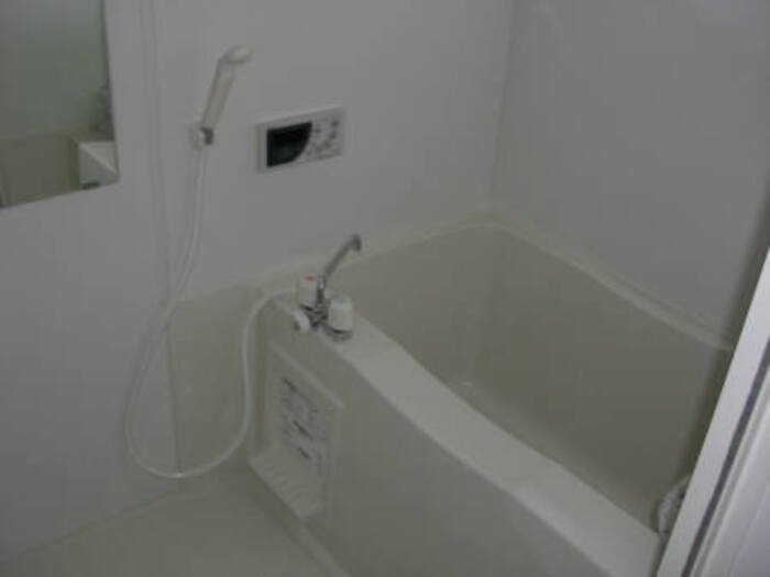 ソルティネーゼ　カシマの浴室|浴室（追い焚き給湯）