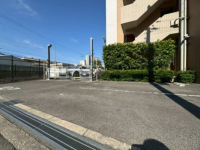 【駐車場】 | ラ・シャルム江坂公園