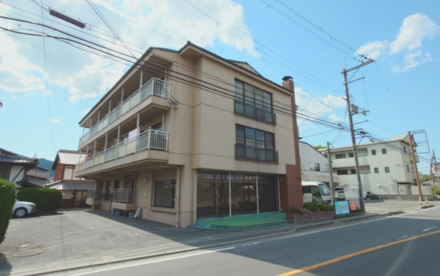 大津市南郷１丁目の店舗事務所