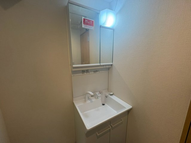 F+style東大阪吉松の独立洗面台