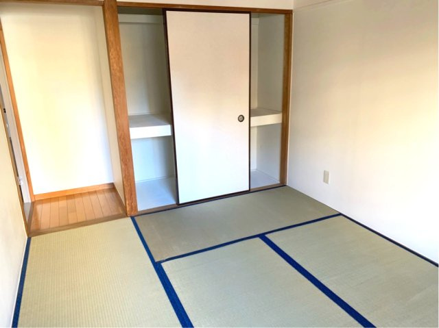 三鷹市下連雀８丁目の賃貸マンションの居間・リビング