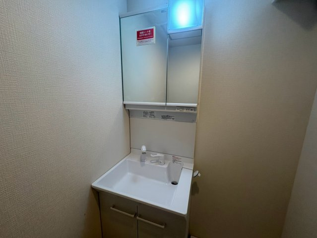 F+style東大阪吉松の独立洗面台