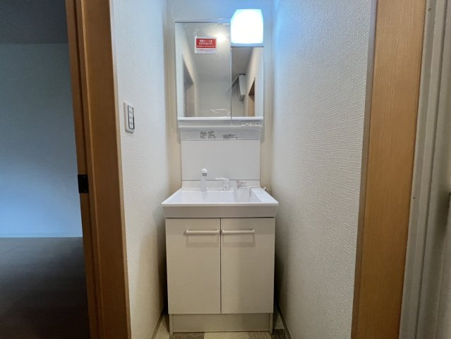 F+style東大阪吉松の独立洗面台