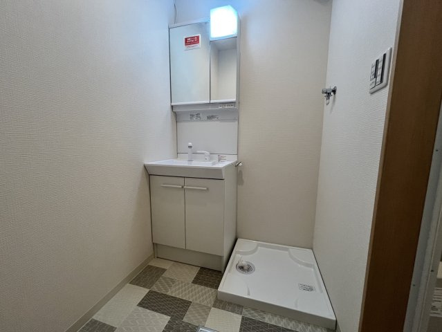 F+style東大阪吉松の独立洗面台