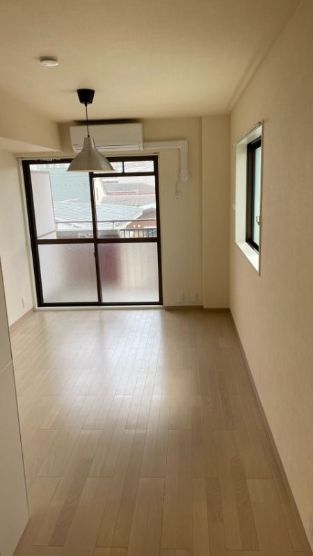 横浜市港北区綱島東６丁目の賃貸マンションの居間・リビング