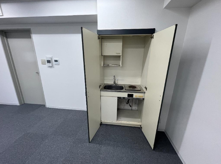 大阪市西区新町３丁目の事務所の内装