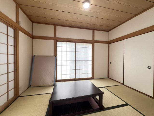 五條市田園5丁目の和室|落ち着いた和室6帖　