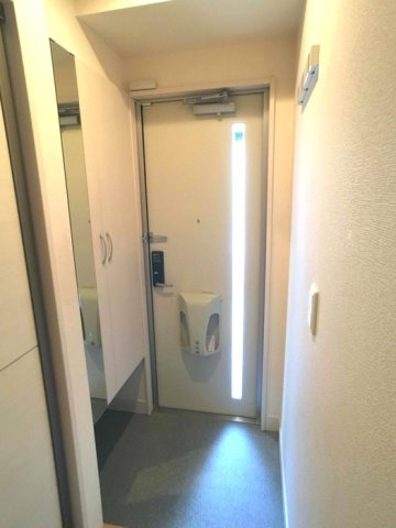 レーネ鈴蘭の玄関