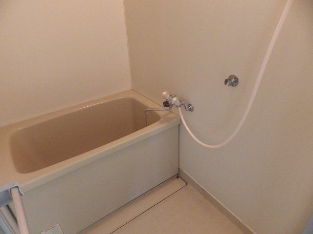 【浴室】 | シュロス鵜の森 | ※同物件別室参考写真