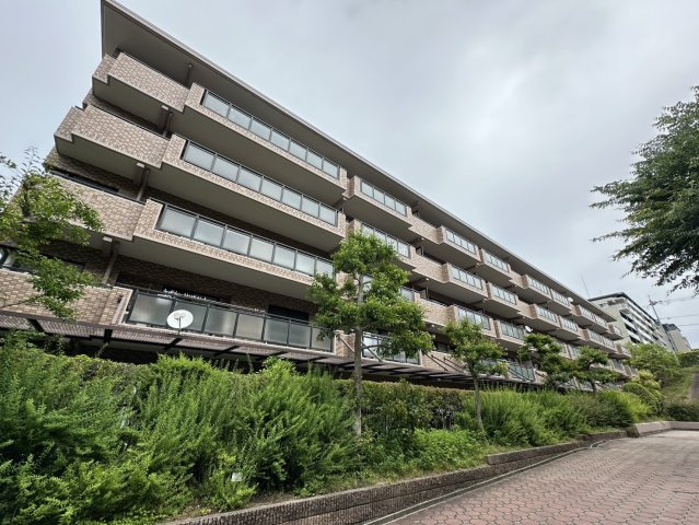 ヴェルナール学園前C