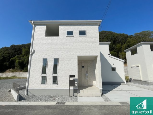 姫路市西庄　第3期　新築一戸建ての外観|安心の10年保証！外観を美しく保ち、雨水で汚れを落とします！気になることがありましたら、お気軽にお問い合わせください！