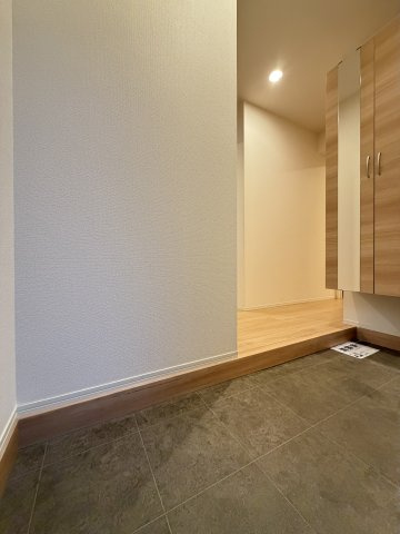 LaMiaCasa 上住吉の玄関