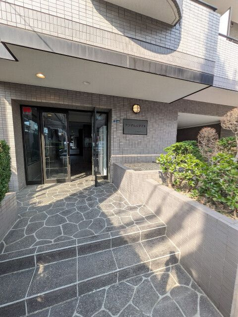 アンダルシア市川(A-025)のエントランス