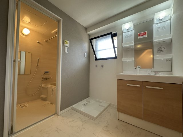 コボリマンション甲東園の独立洗面台