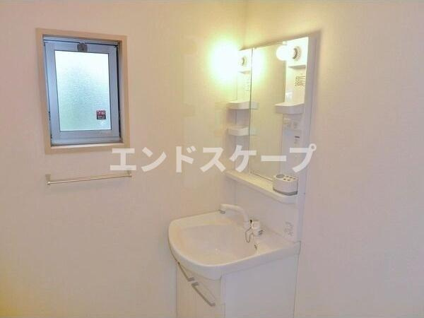 ローズメゾンの洗面所|高崎、前橋のお部屋探しはエンドスケープまで！お客様の理想お聞かせ下さい♪