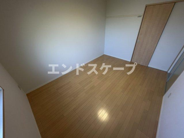 ローズメゾンの洋室|高崎、前橋のお部屋探しはエンドスケープまで！お客様の理想お聞かせ下さい♪