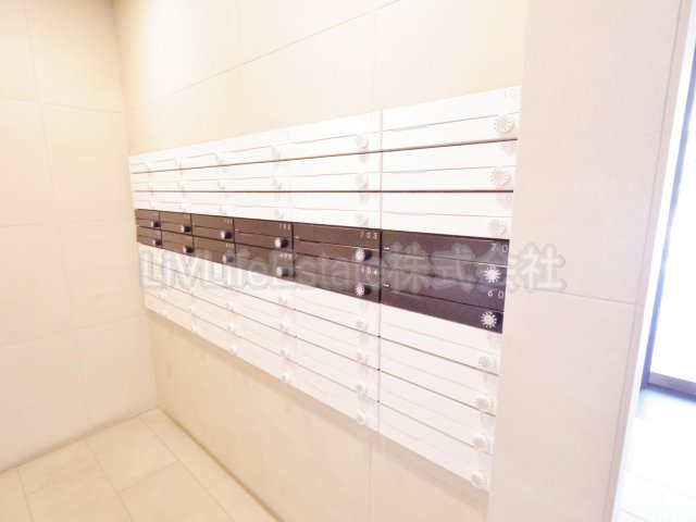 ＳＱＵＡＲＥ　ＣＩＴＹ　ＴＯＫＹＯ　ＨＯＹＡ　　スクエアシティホウヤ