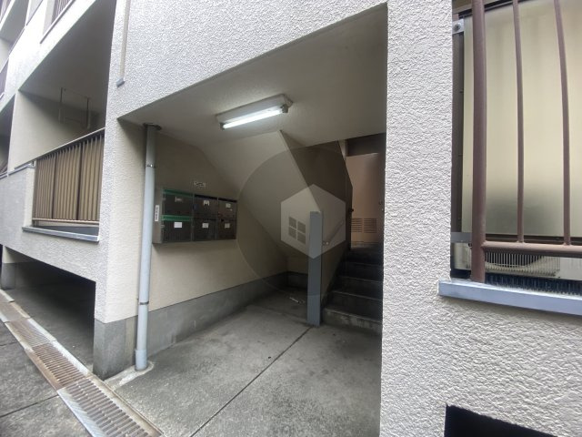 コンフィー鴻池新田のエントランス