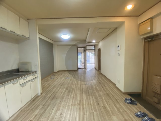 コンフィー鴻池新田の居間・リビング