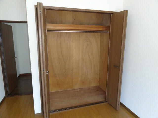 ハイツボヌールの収納