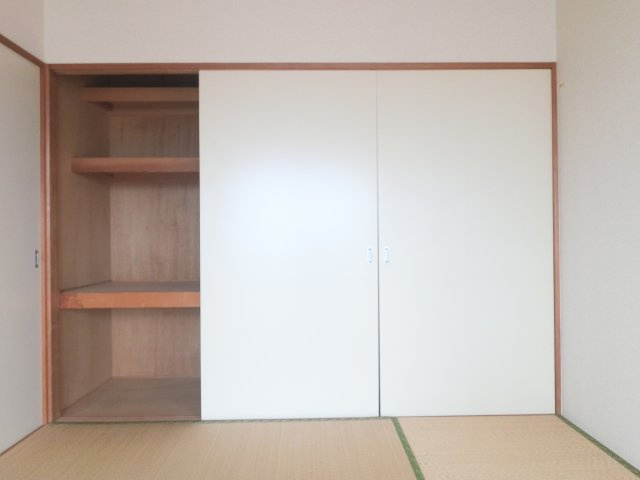 グリーン早稲田の収納