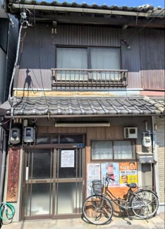 【外観】 | 西淀川区姫里２丁目中古テラスハウス | 昭和１１年建築！！！戦争も乗り越えた歴時のある中古テラスハウスです♪南東向きで陽当たり良好な４Kの間取り！お好きなリフォームを楽しんでみませんか？ぜひご検討ください(^^)
