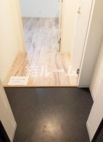 荒川区東日暮里５丁目の賃貸マンションの玄関|別号室参考写真