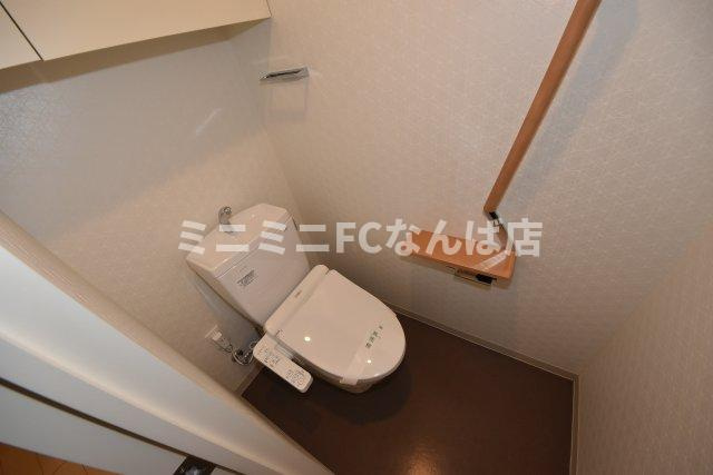 シーズンフラッツ靱本町のトイレ
