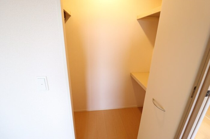 レジデンス・ＦＵＪＩの収納|クローゼット