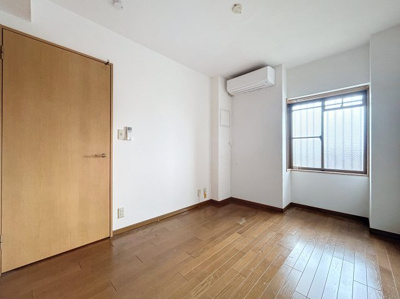 【洋室】 | リーブル末長 | ※同建物ほかのお部屋の写真です。