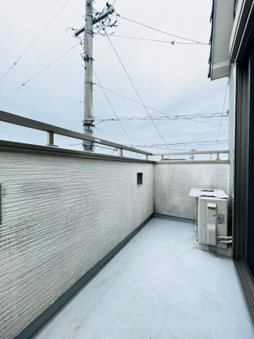 岡崎市坂左右町のバルコニー